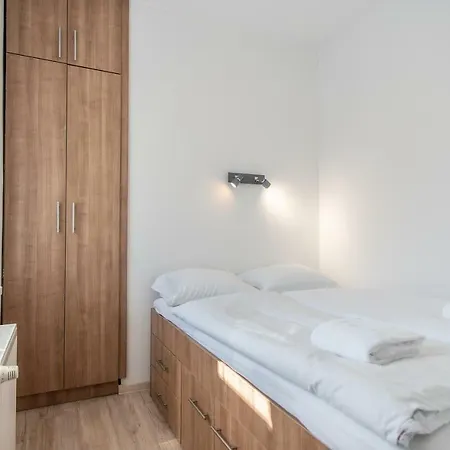 Riverside One Bedroom *